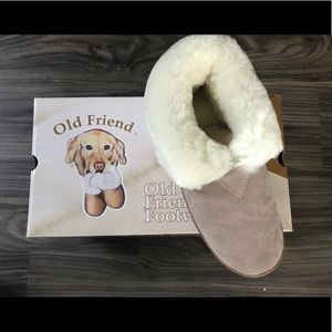 Old Friend Woman’s Bootee Slipper Sz 9 BNWT